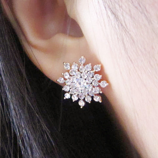 Snowflake Stud Earring